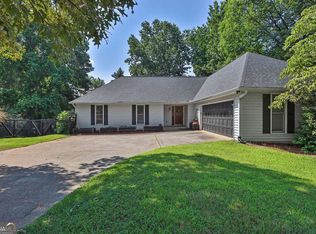5209 Lanton Dr, Gainesville, GA 30504
