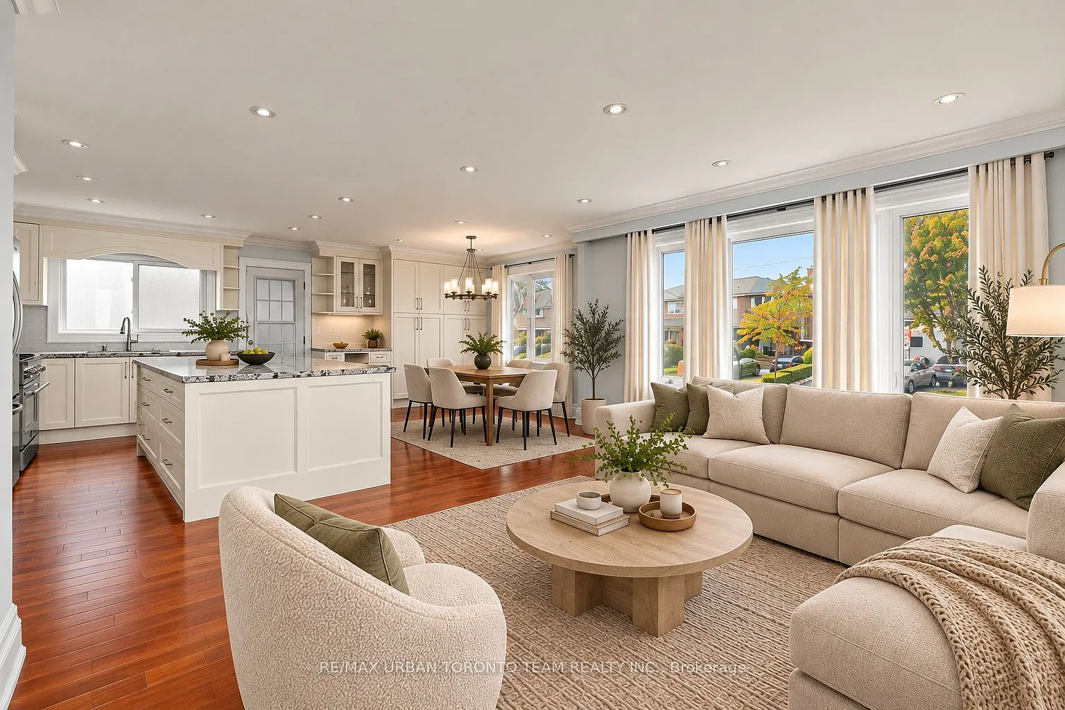 3 bed, $2,995 — Photo 1
