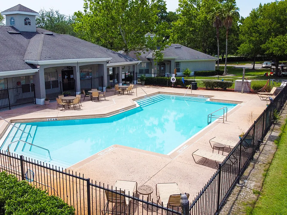 Magnolia Pointe Apartments