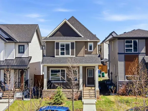 132 W Highview Gate SE, Airdrie, AB T4A 3L6