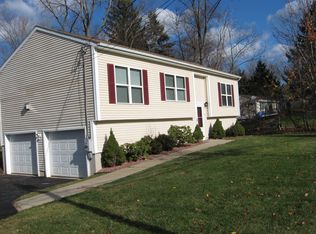 132 Sisk St, Middletown, CT 06457