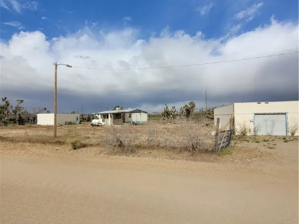 18273 N Olive Dr, Dolan Springs, AZ 86441