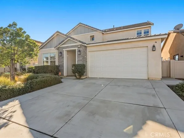 1417 Galaxy Dr, Beaumont, CA 92223