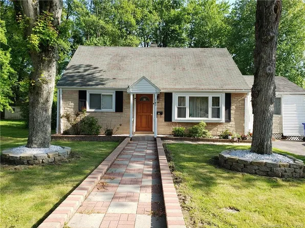 103 Boothbay Street, Bloomfield, CT 06002