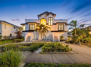 6024 Kipps Colony Dr E, Gulfport, FL 33707