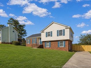 382 Saddle Ridge Rd, Fayetteville, NC 28311