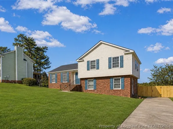 382 Saddle Ridge Rd, Fayetteville, NC 28311