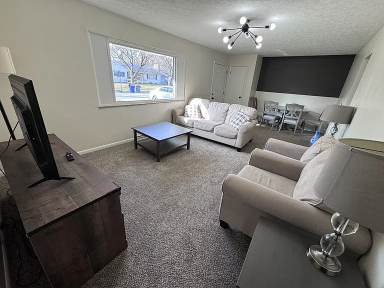 320 Magnolia Dr — Photo 9