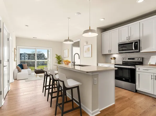 5 Peters Farm Way #5205, Westborough, MA 01581