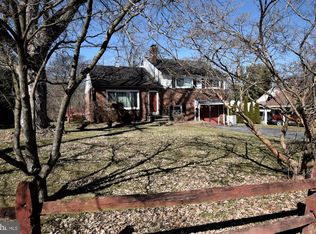 445 Beck Mill Rd, Hanover, PA 17331