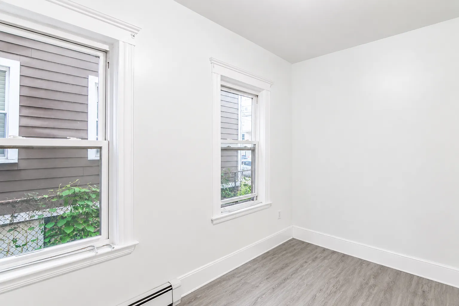 3 bed, 1200 sqft, $3,000 — Photo 3