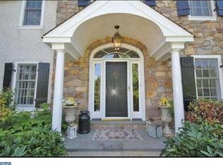 1065 S Wisteria Dr, Malvern, PA 19355