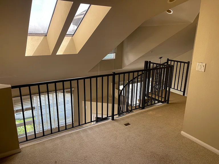 2400 5th Ave #430 — Photo 13