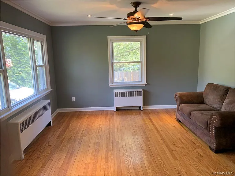 10 W Clarkstown Rd — Photo 10