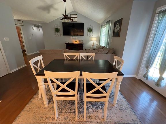 5th image of 141 Southcreek Dr