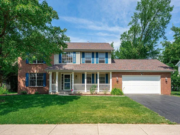 1920 Grandchester Pl, Rockford, IL 61107
