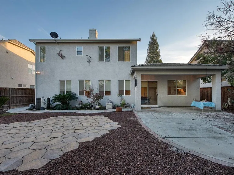 1961 Serena Ave — Photo 27