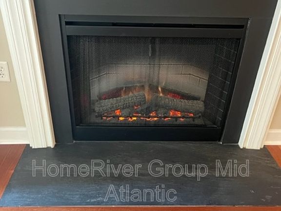 5th image of 400 Cameron Station Blvd APT 205