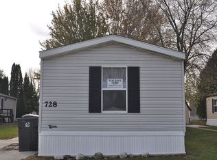 728 Forest Blvd, Sheboygan Falls, WI 53085