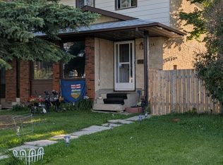 2114 47th St NW, Edmonton, AB T6L3J1