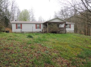 2135 Delk Creek Rd, Pall Mall, TN 38577