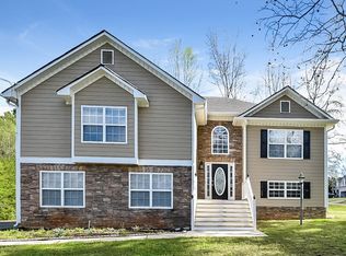 901 Creek Run Pl, Temple, GA 30179