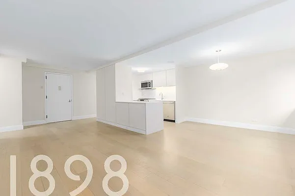 Rented by A&E Real Estate Management | media 11