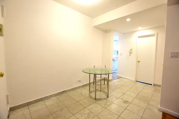 Rented by Bold New York | media 4