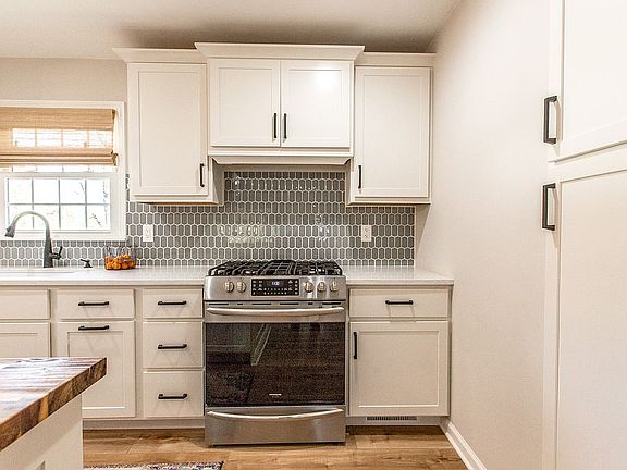 2nd image of 8099 Angel Dr