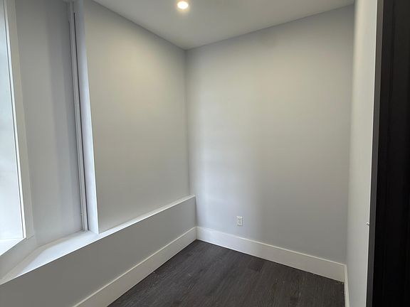 4th image of 181 Ocean Ave #3R