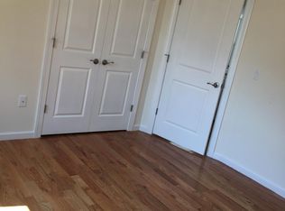 194 Parkhurst St, Newark, NJ 07114