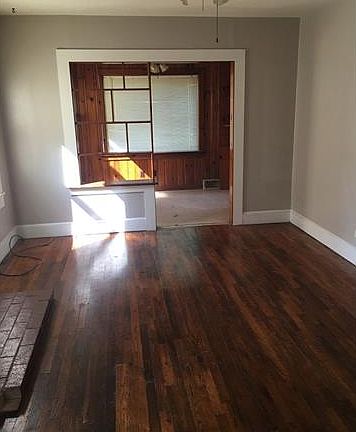 3rd image of 139 Linwood Dr