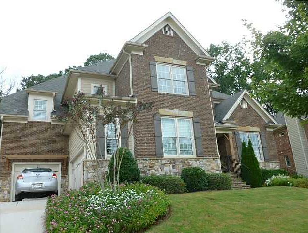 1st image of 203 Fernwood Pl