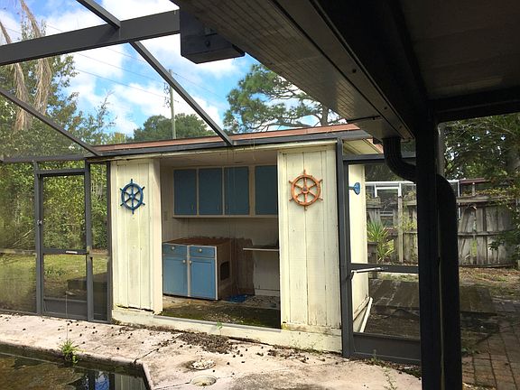 3rd image of 3104 S Orleans Way