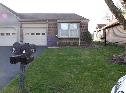 2nd image of 5 James Madison Ct #A