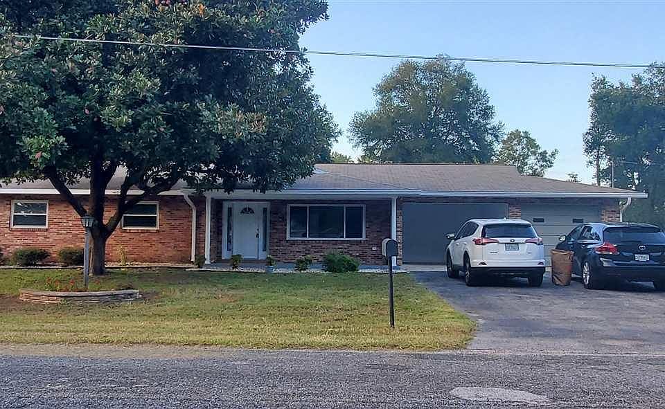 1st image of 5985 SE 126th Ln