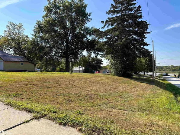 1632 Armory Ave, Chariton, IA 50049