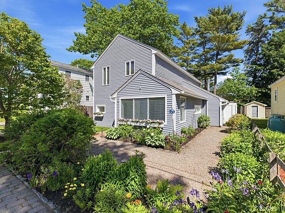 2nd image of 30 Seaview Avenue