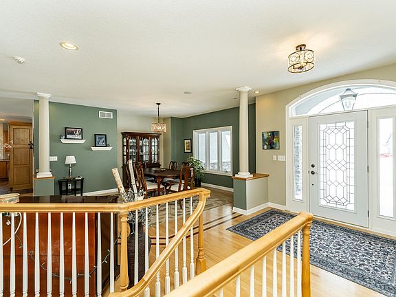 4th image of 3501 Cameo Ln NE