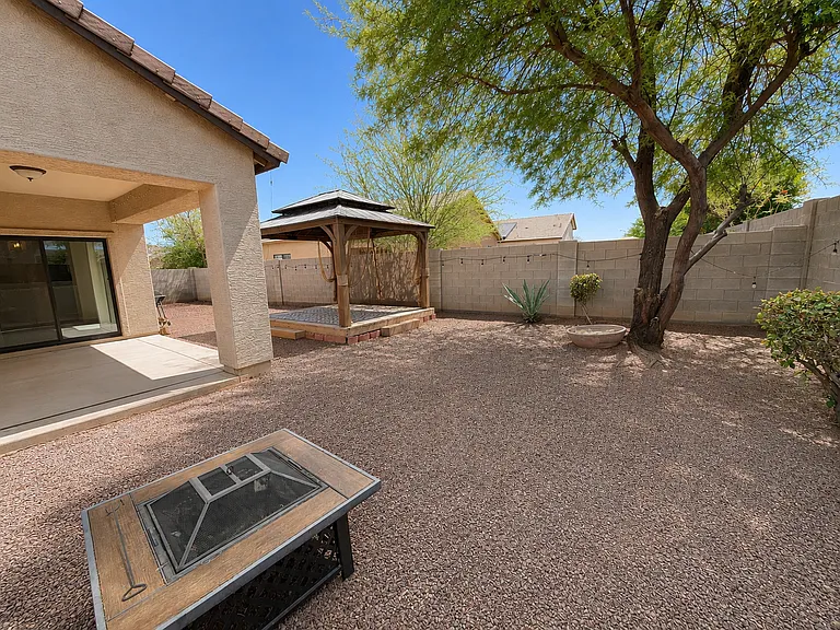 1207 W Carson Rd — Photo 21