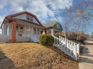 721 E Keefe Ave, Milwaukee, WI