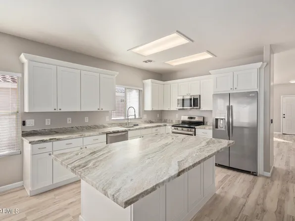 8134 E OBISPO Avenue, Mesa, AZ 85212