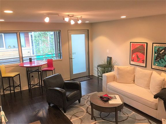 2nd image of 904 West Ave APT 212