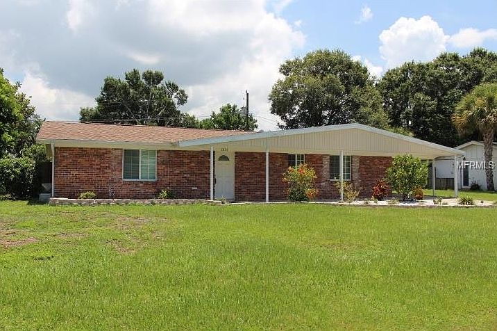 1st image of 2823 Rosewood Pl