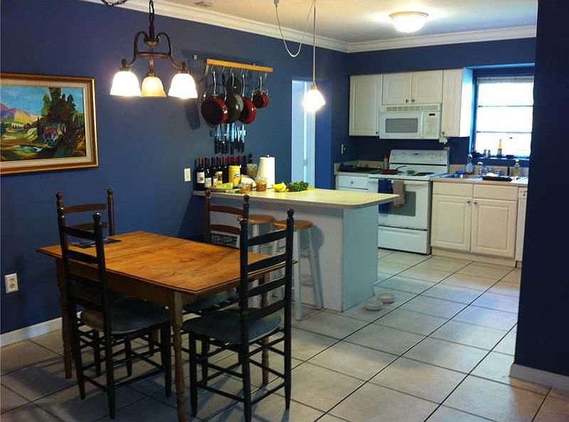2nd image of 3630 SW 19th St