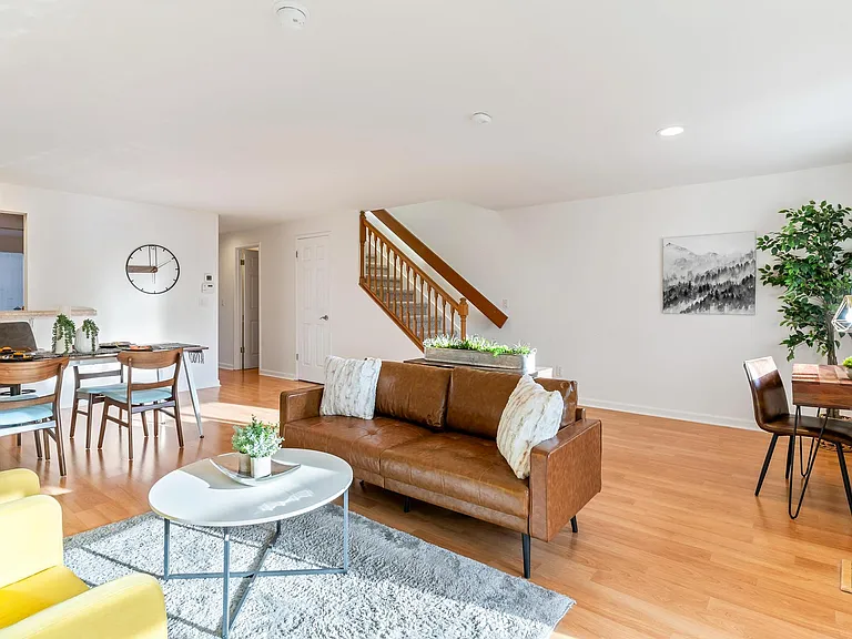 8229 212th St SW #303 — Photo 4