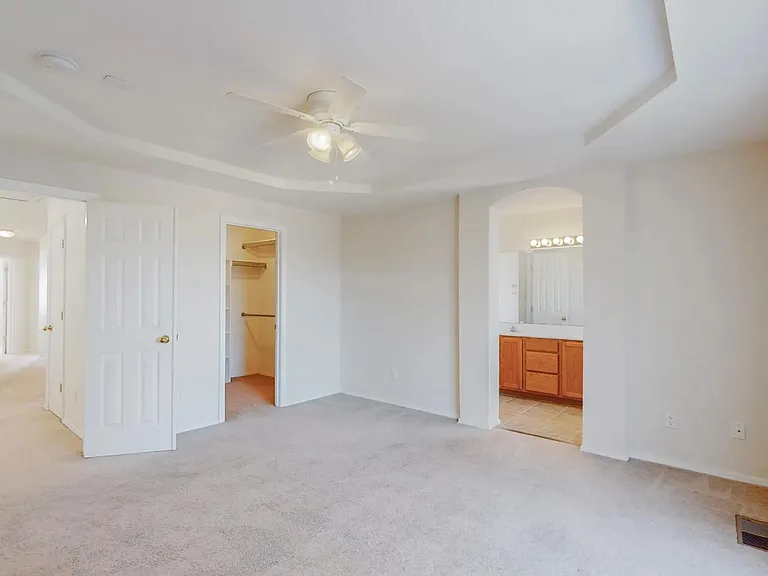 7309 Boxwood Ave NE — Photo 21