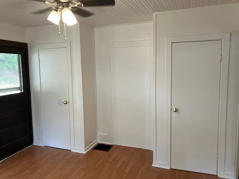 221B Whitestown Rd — Photo 11