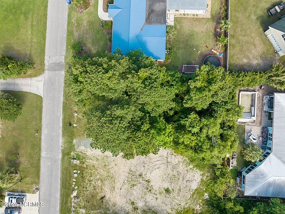 3rd image of 511 Charlotte Avenue LOT 8R
