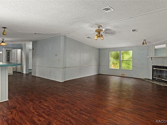 5th image of 12301 E Walton Dr